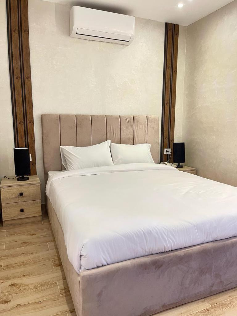 Cleopatra Pyramids View Hotel Kafret el-Gabal Room photo